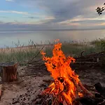 Tiny House, Secluded Beachfront On Peipus *