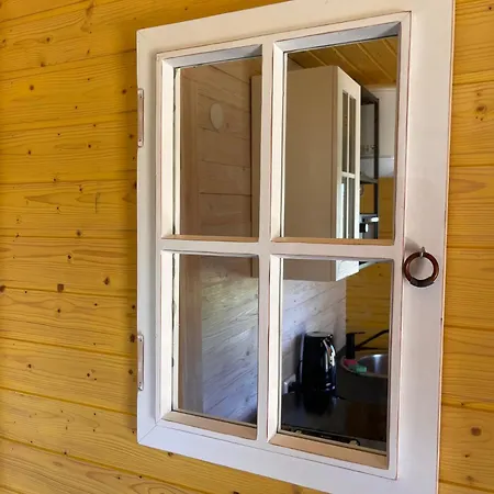Διαμέρισμα Tiny House, Secluded Beachfront On Peipus
