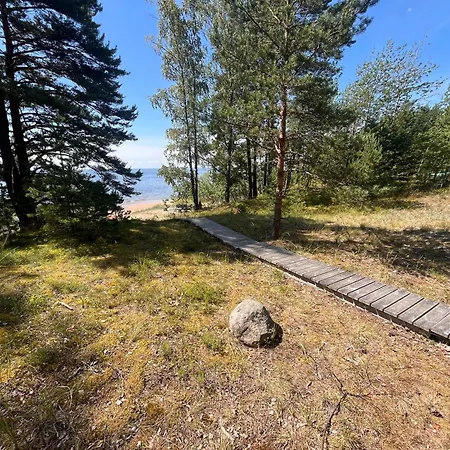 Tiny House, Secluded Beachfront On Peipus * Katase